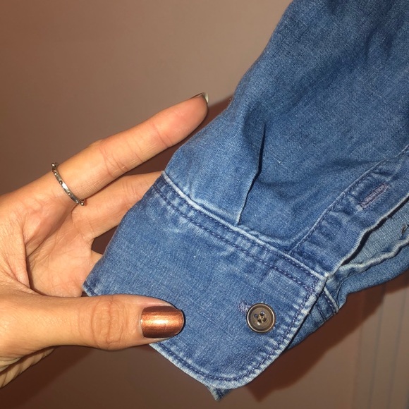 Banana Republic Denim Button Up - Picture 5 of 6